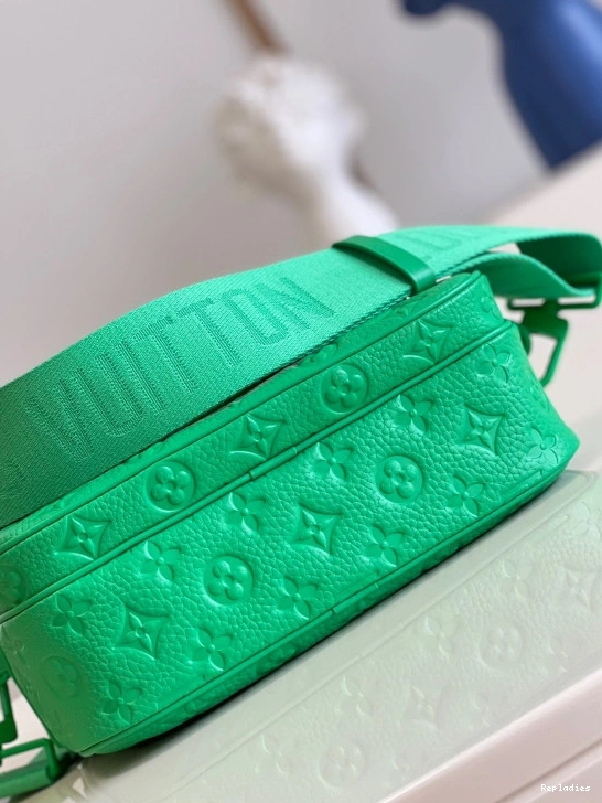 Cheap MESSENGER S LOCK LOUIS VUITTON 0728